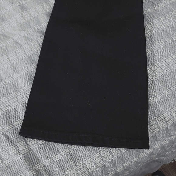 LEVIS Signature Mid Rise Bootcut Jeans - Picture 9 of 14